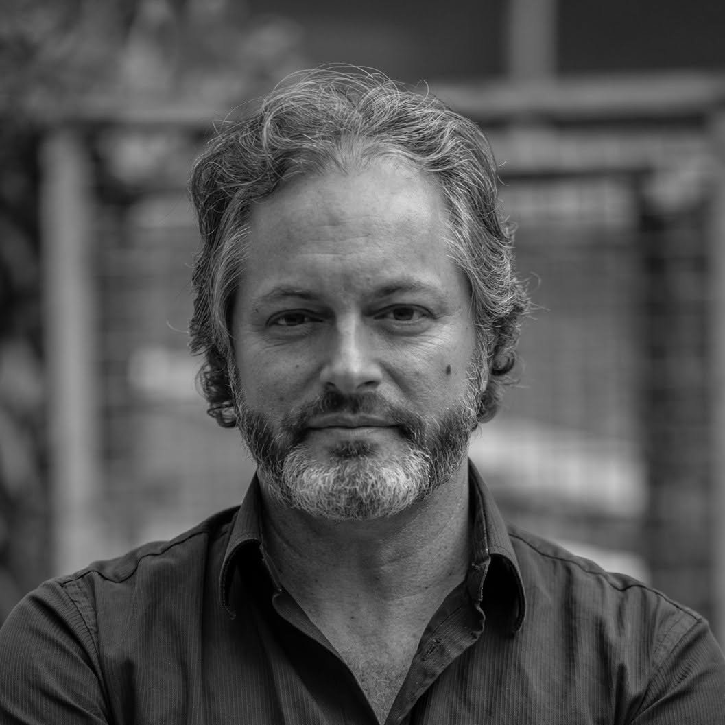 Steven Ditmyer, formador especializado na técnica de representação Meisner.